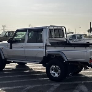 TOYOTA LAND CRUSIER